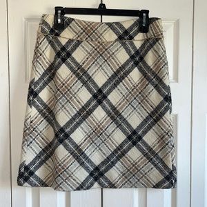 Neutral plaid wool Ann Taylor skirt size 6P